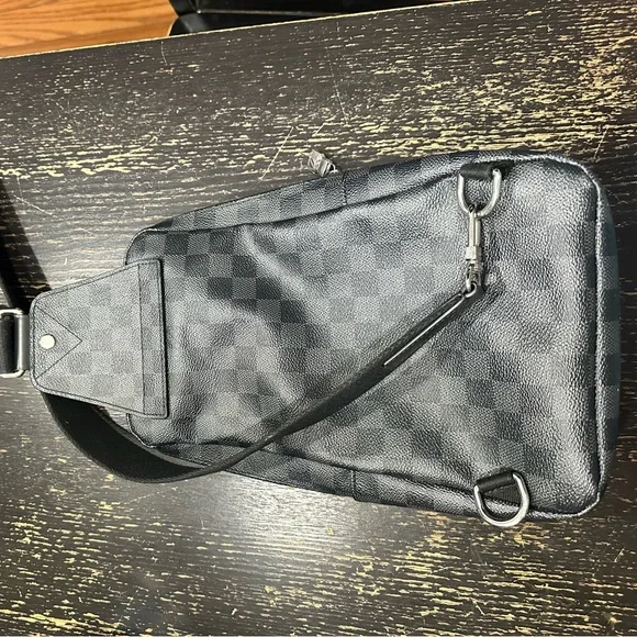 Louis Vuitton Bag - Picture 5 of 7